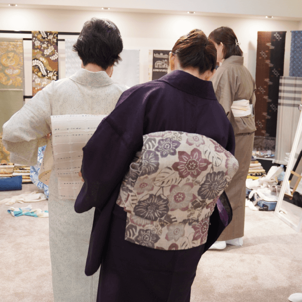 ③ 印籠刺繍 付下げ着尺 ③ 印籠刺繍 付下げ着尺