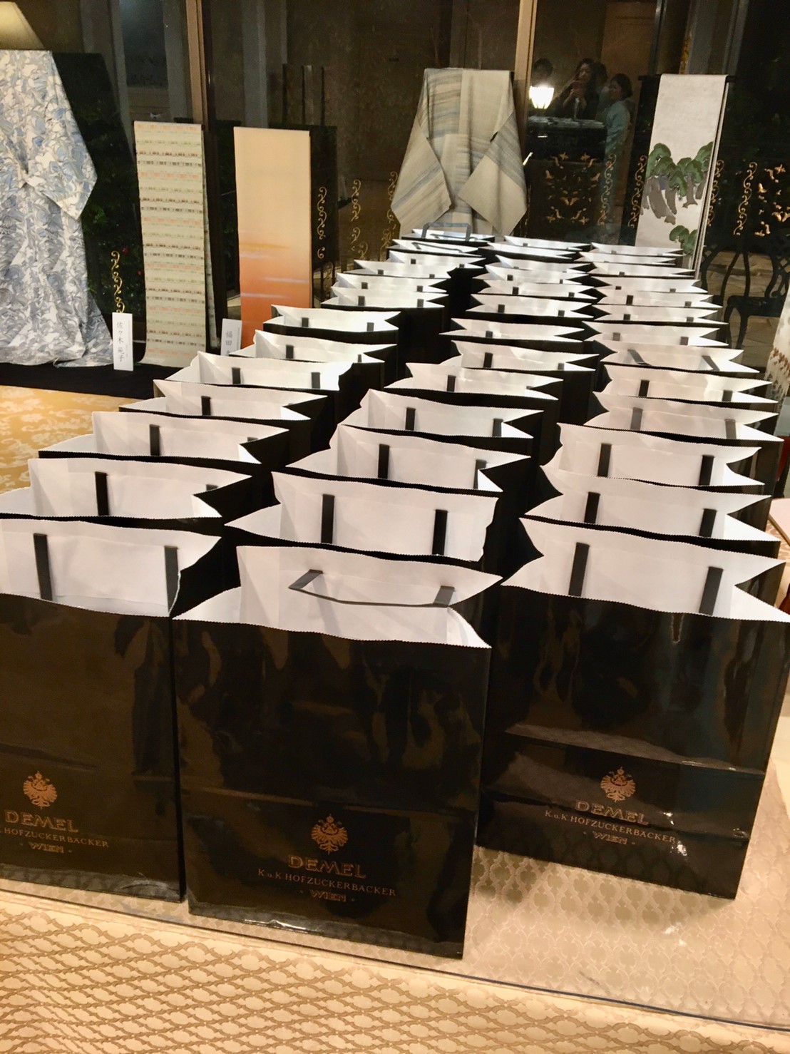 京都きもの市場 銀座店5周年記念パーティー 紡ぐ In 明治記念館 着物 和 京都に関する情報ならきものと 京都きもの市場 銀座店5周年記念パーティー 紡ぐ In 明治記念館 着物 和 京都に関する情報ならきものと