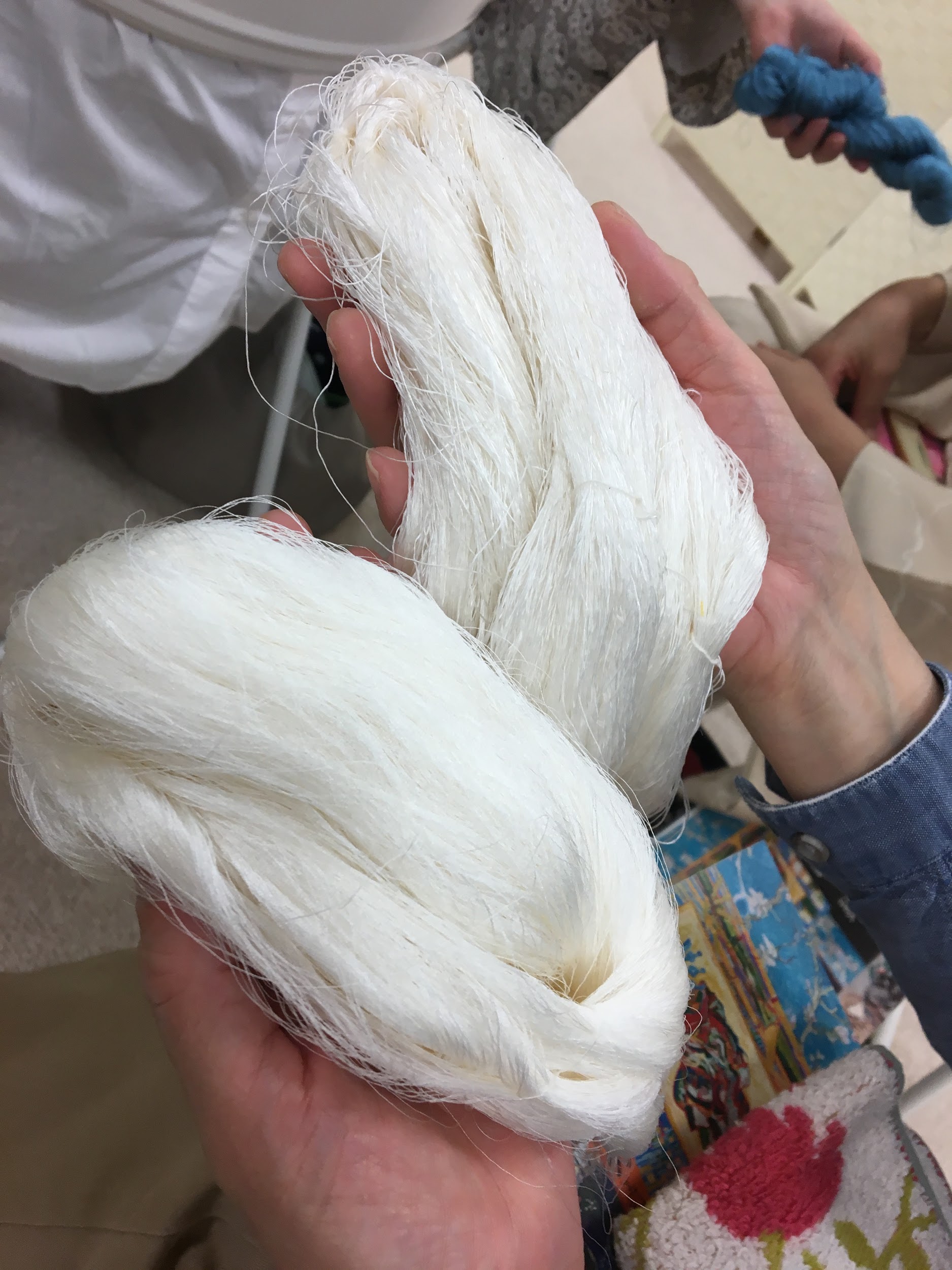 ブラタクシルクの糸