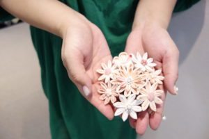 つゆつきのつまみ細工～オリジナル小物づくり～