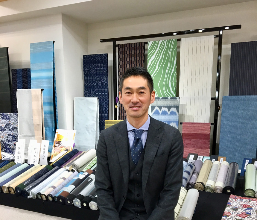 銀座店クリスマスイベントトークショー 名物バイヤー・野瀬の “紬を学ぶ” 〜三大紬の歴史〜