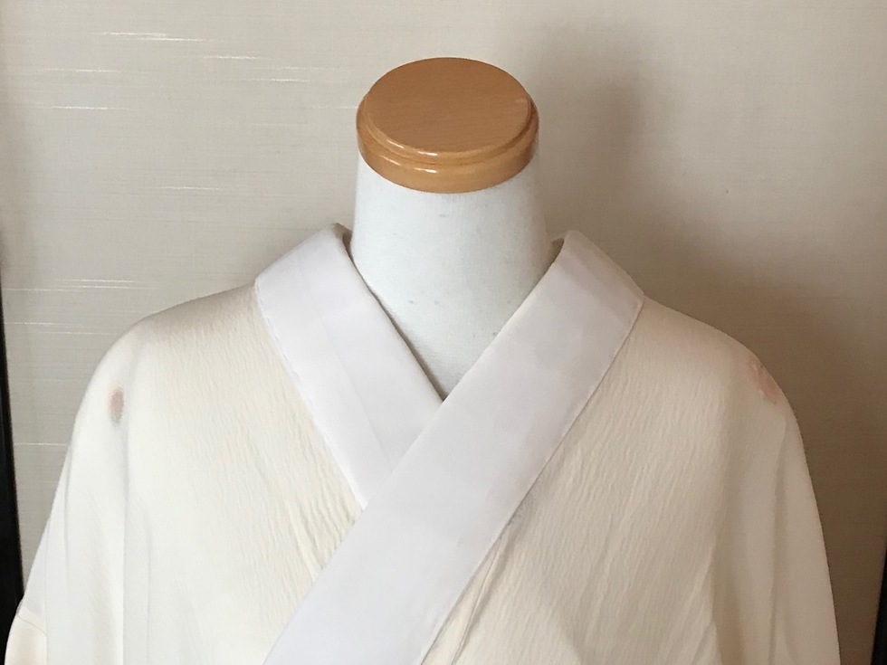 衿から作るきれいな着姿 その② 長襦袢から作る、崩れにくい衿合わせの方法