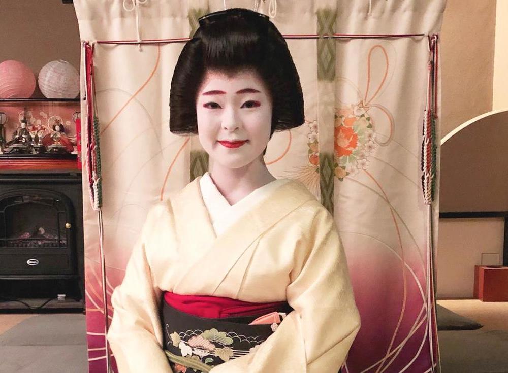春の祇園をてくてく… 「京都・祇園甲部芸妓、佳つ雛日記!」 vol.1