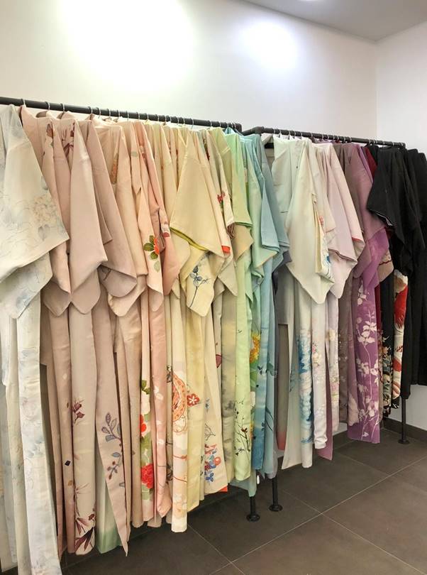 古着販売部門のラインナップ