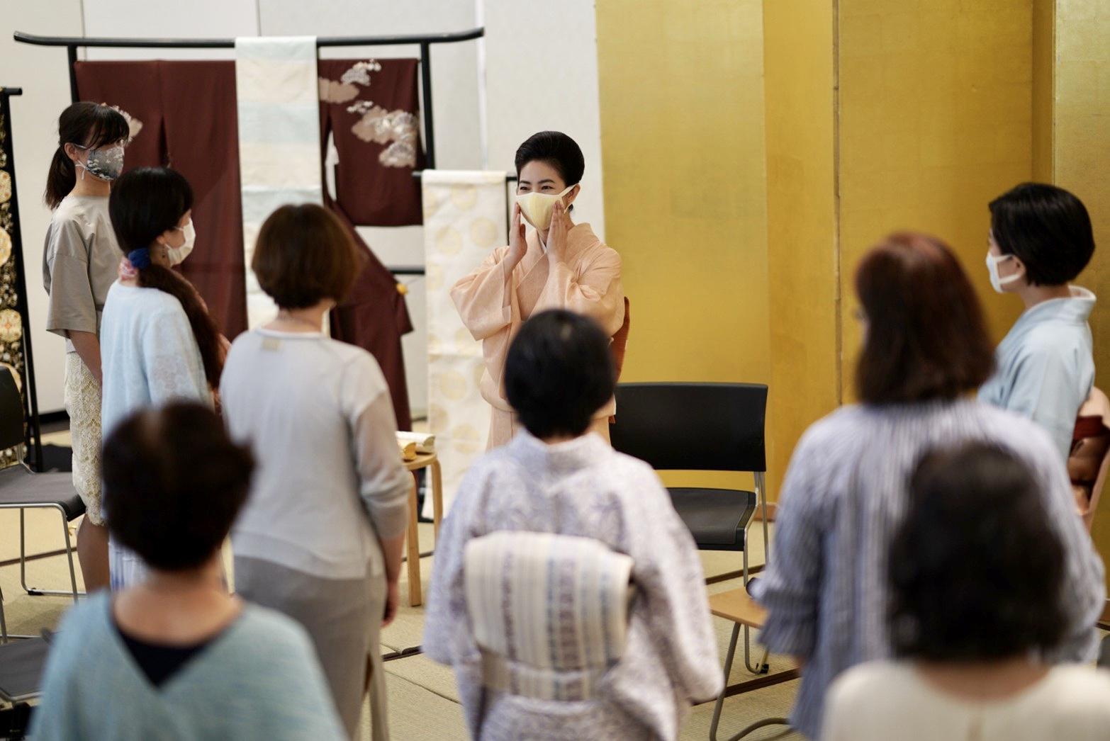 特別対談「美しい所作の効能」 東京KITTE展示会イベントレポート