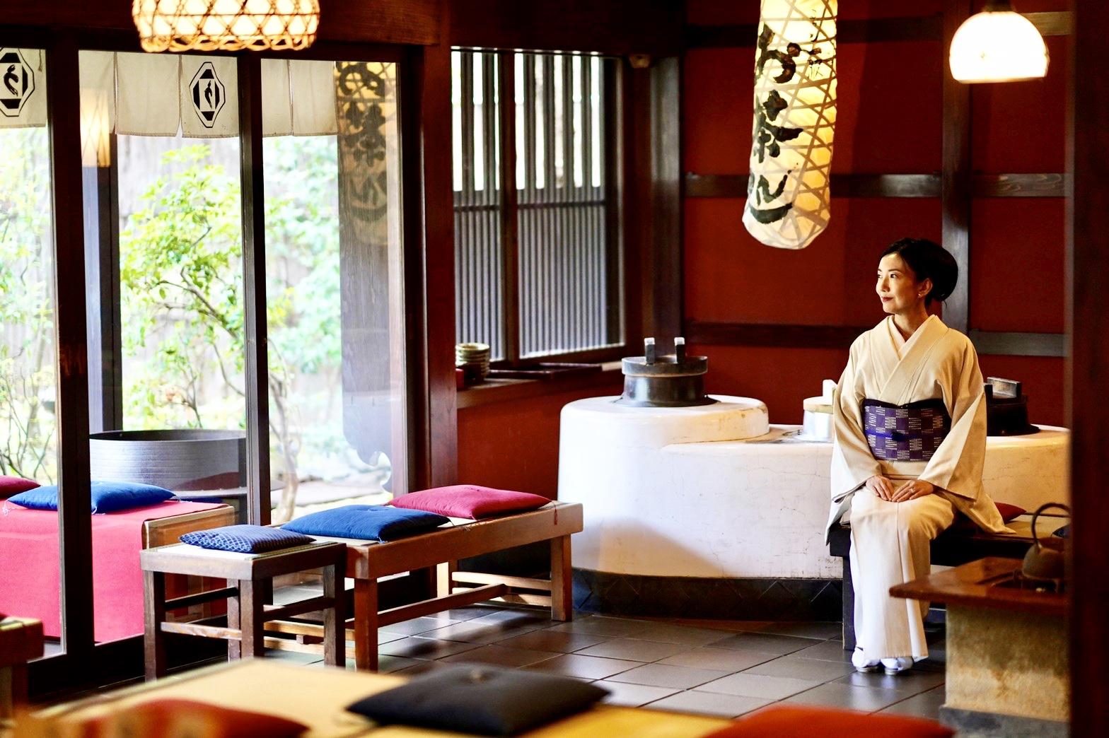 着物がとても良く映えるとうふ屋うかい鷺沼店