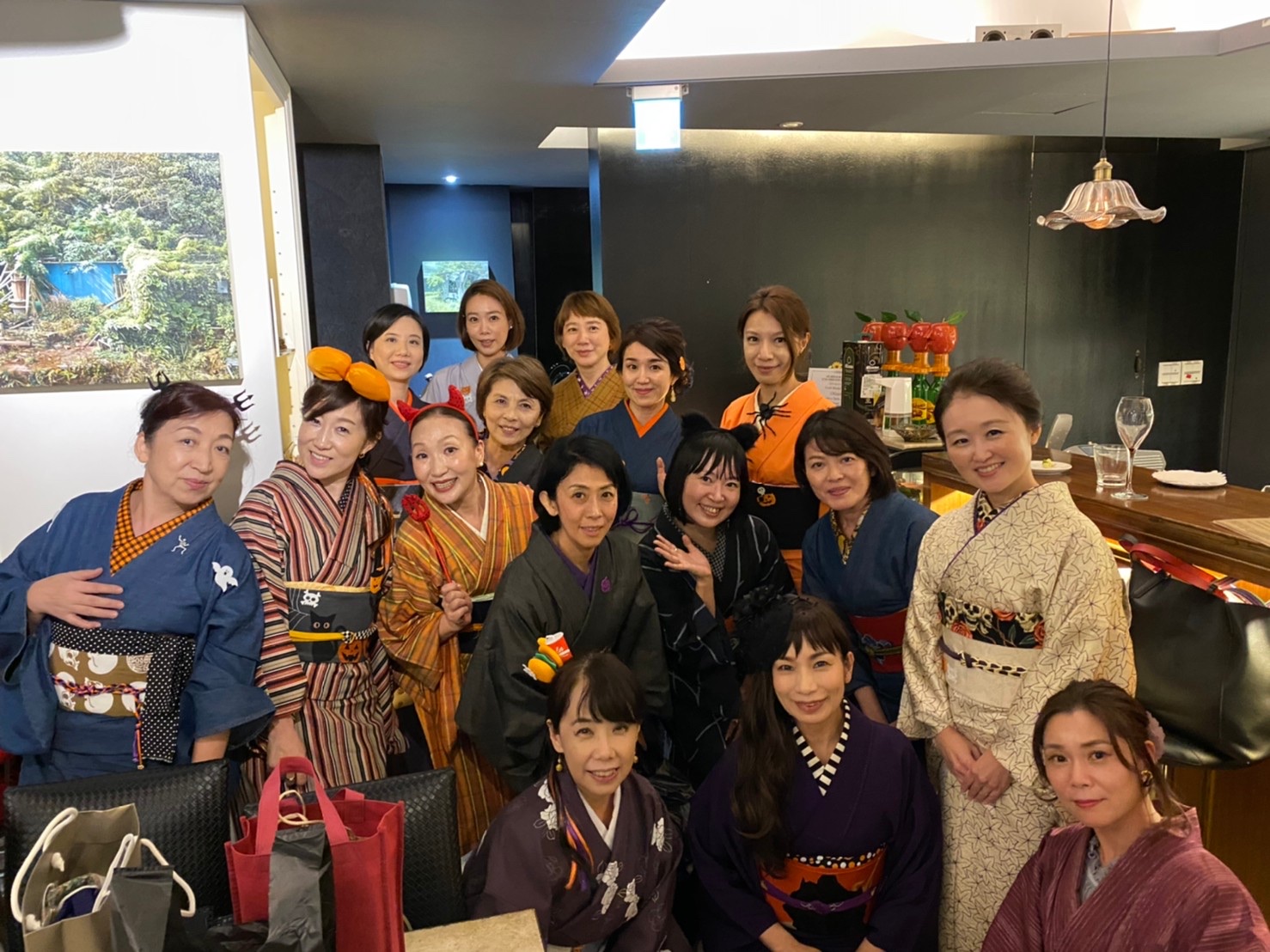 16名で着物でハロウィンを開催！