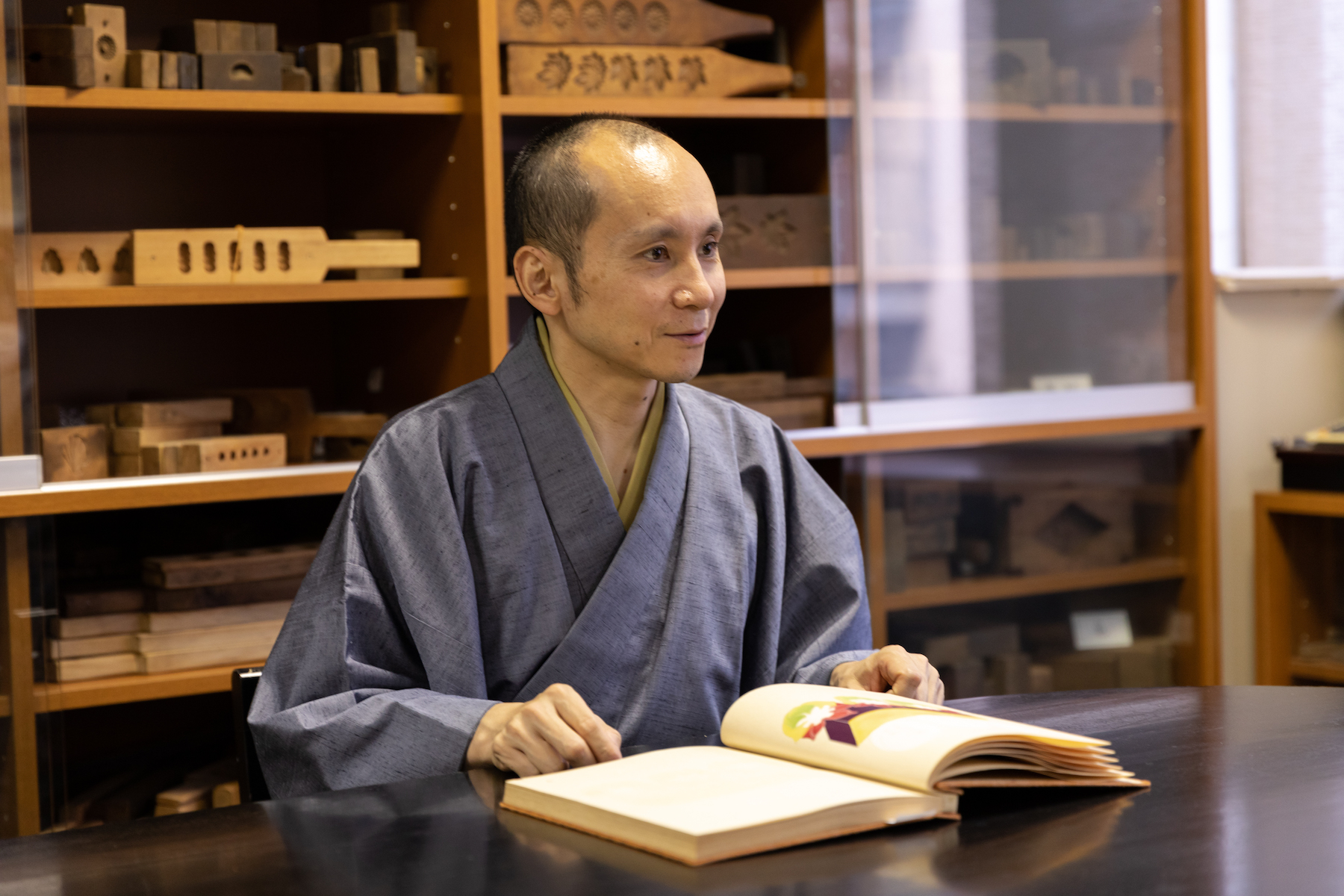 京菓子司 亀屋良長 8代目当主・吉村良和さん 「京のつくり手語り」vol.1