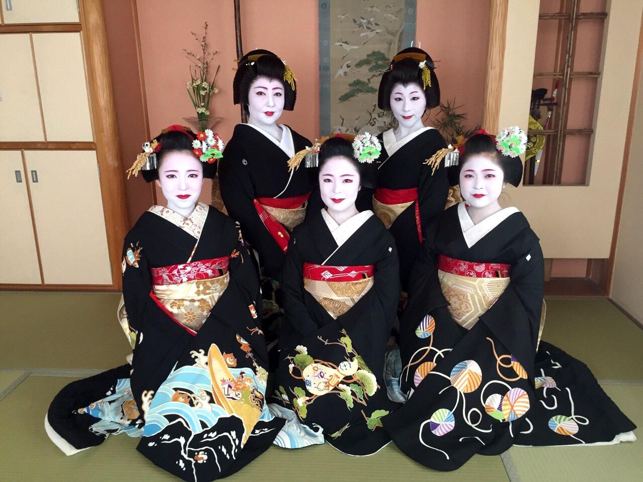 新品 日本 舞踊 芸者 舞妓 京都 祇園 和 着物 黒 ロンT 長袖 Tシャツ