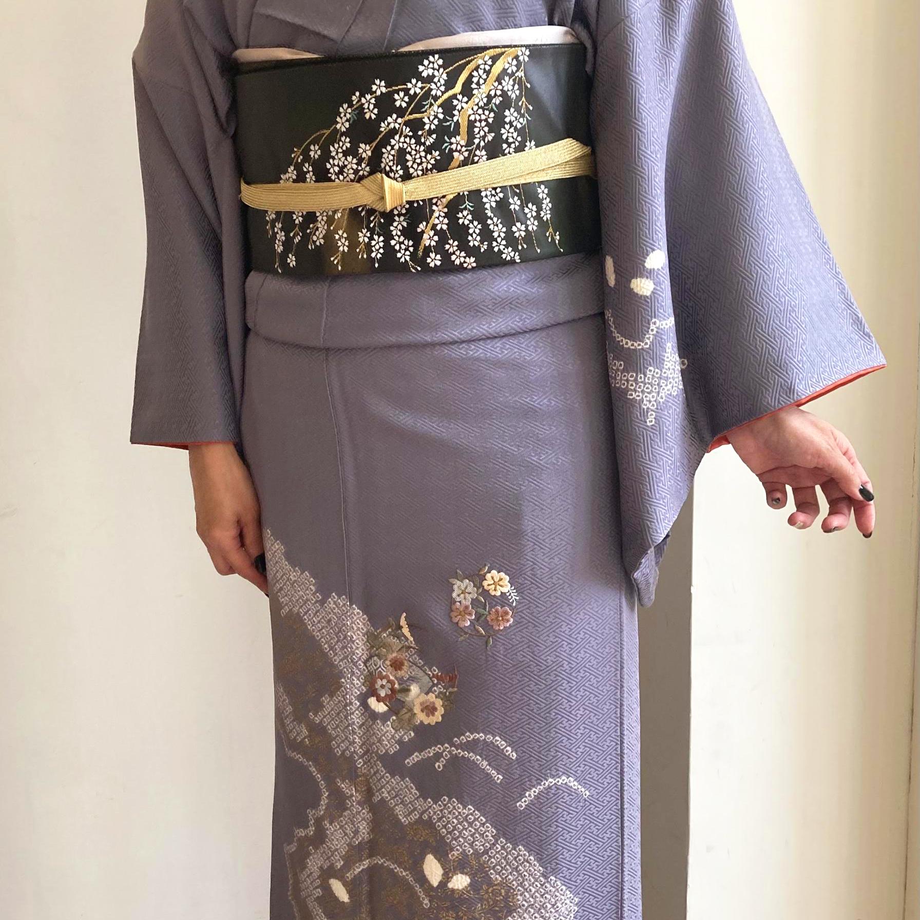 桜に惜しまれつつも一気に散りゆくその潔さに深い憧れを持ったのが始まりでした。