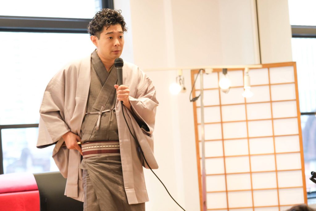 お召し物について語る三代目・柳亭小痴楽さん③