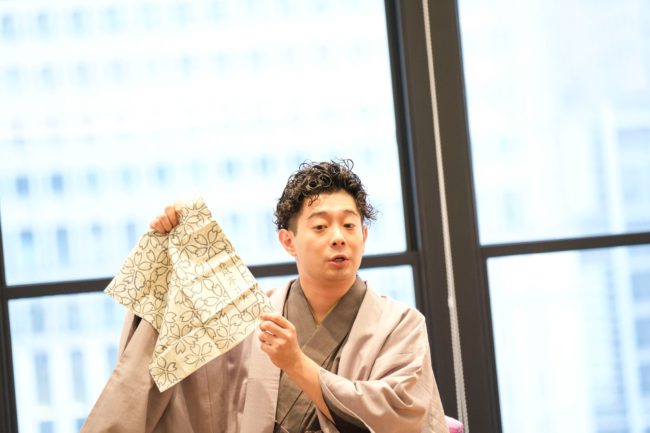 お持ち込み品について語る三代目・柳亭小痴楽さん①