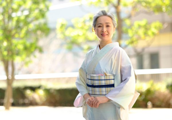 ”近藤サト””牛首紬””白根澤”