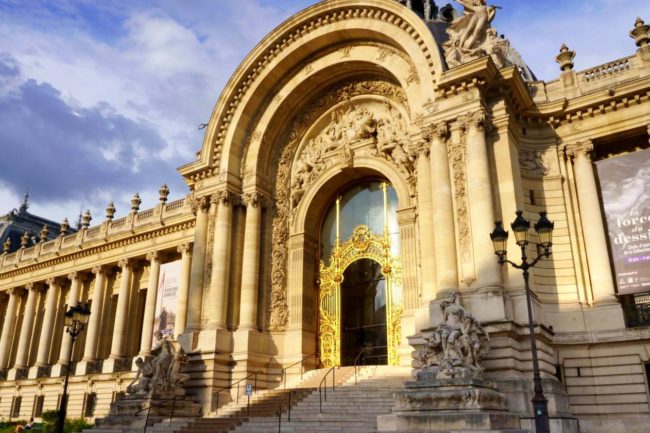 夏のパリ 観光名所を着物で Marimaedaの着物クリエーション Paris 撮影スポット編 Vol 7 着物 和 京都に関する情報ならきものと 夏のパリ 観光名所を着物で Marimaedaの着物クリエーション Paris 撮影スポット編 Vol 7 着物 和 京都に関する情報ならきものと