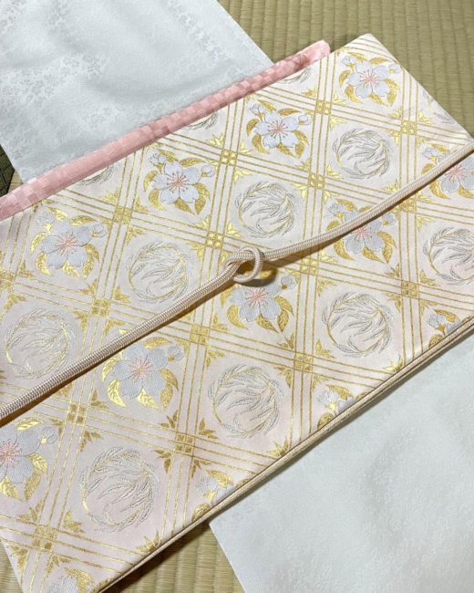 帯揚げ、帯締めを差し色に