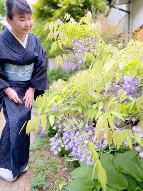 洋城と花が織られた白大島の小紋 大島紬 着物 | www.avredentor.com.br