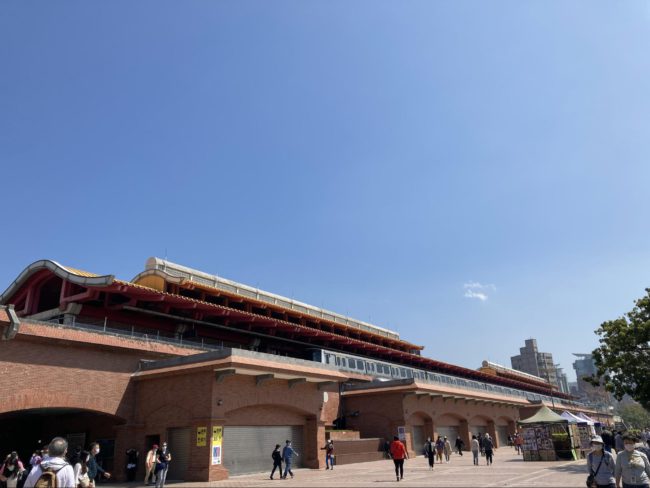 駅前