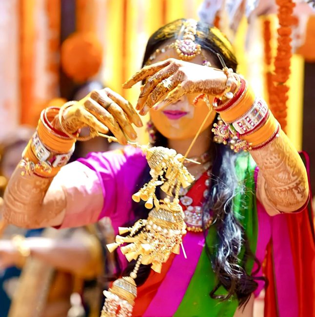 Mehendi of Aishwarya’s hands