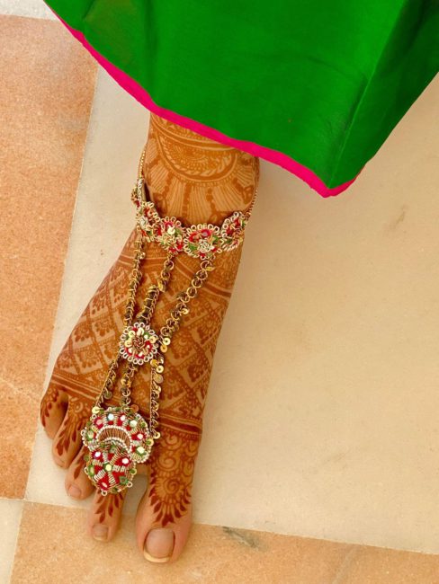 Mehendi of Aishwarya’s leg