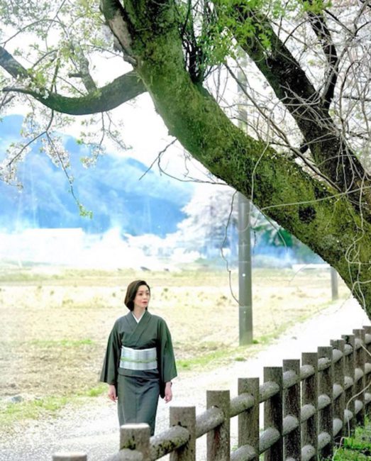 牛首紬の産地見学に