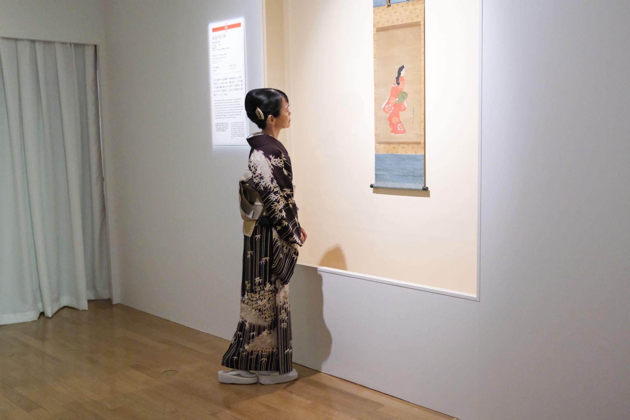 《見返り美人図》菱川師宣筆