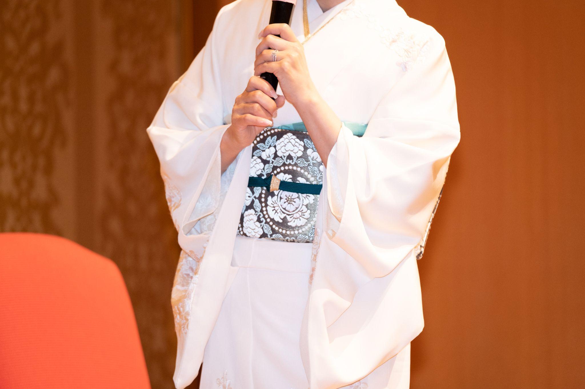 渡辺美奈代さんの着物アップ