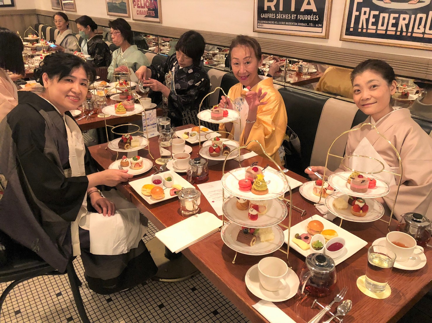 参加の皆様の楽しそうな様子