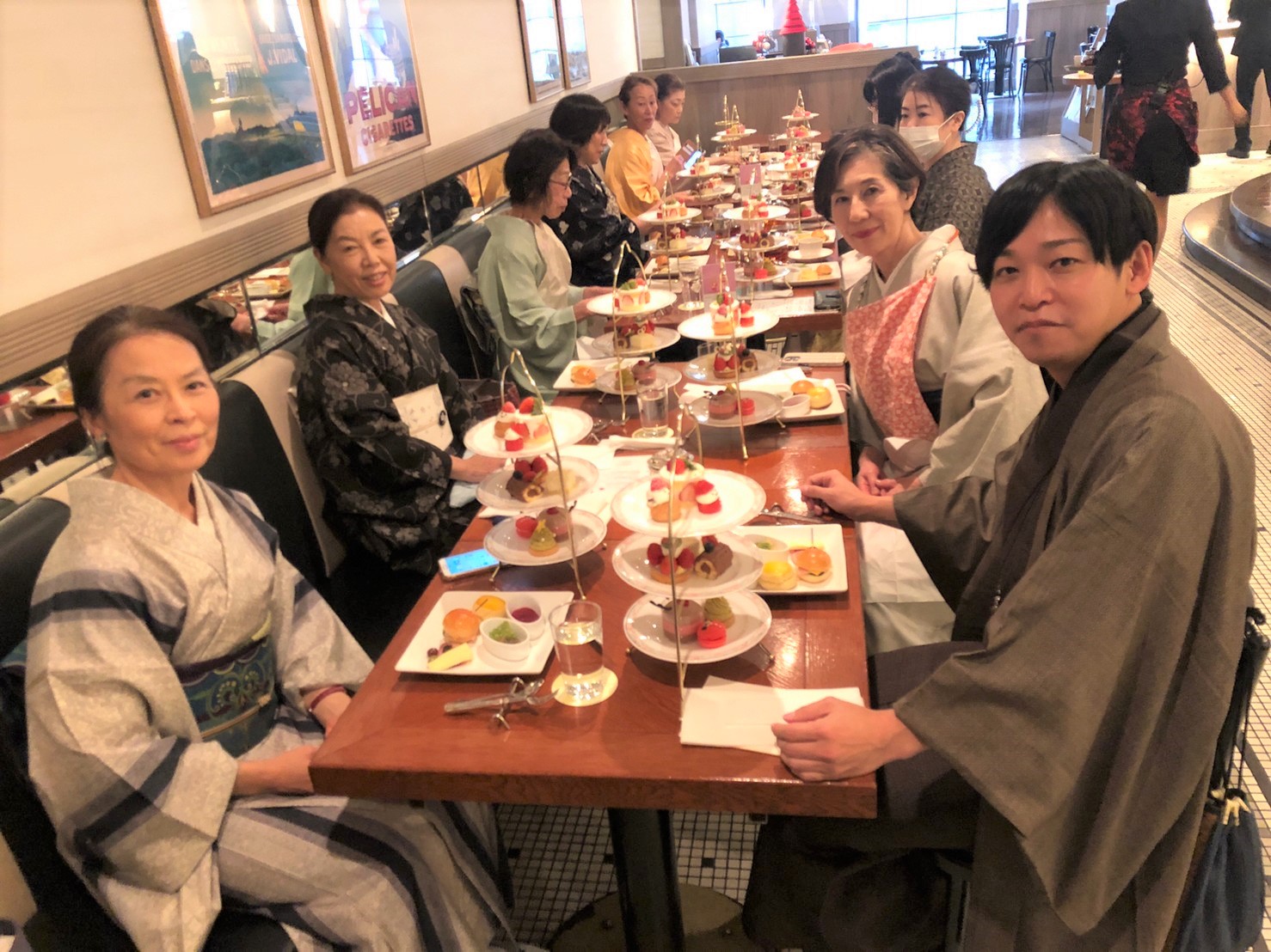 参加の皆様の楽しそうな様子