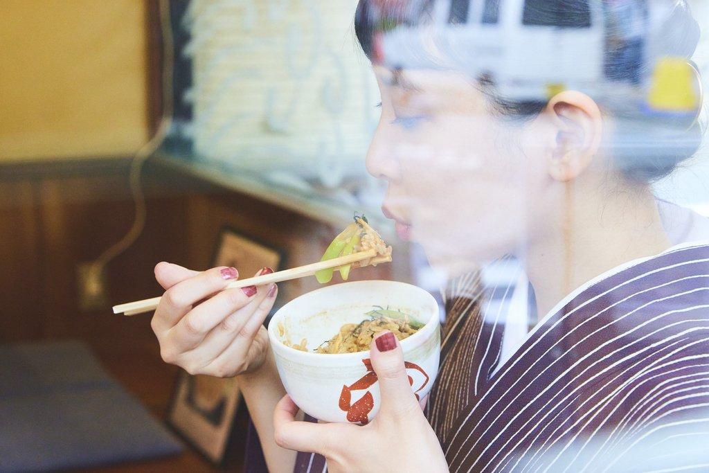 江戸の職人が愛した郷土料理 「都留詩織のきもので下町おでかけ帖」vol.10