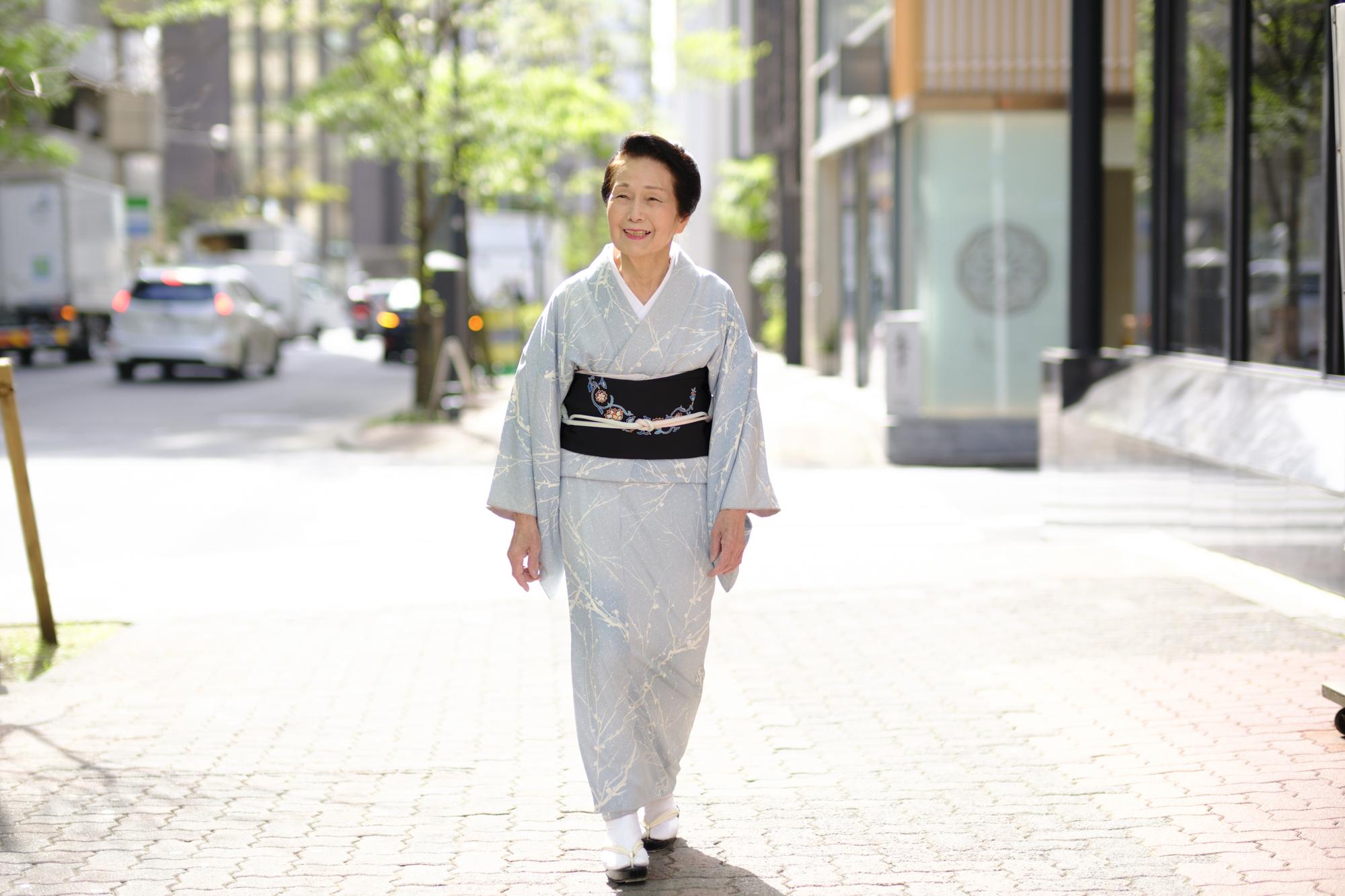 宵闇に、白地のゆかた 〜小説の中の着物〜 宇野千代著『おはん』「徒然