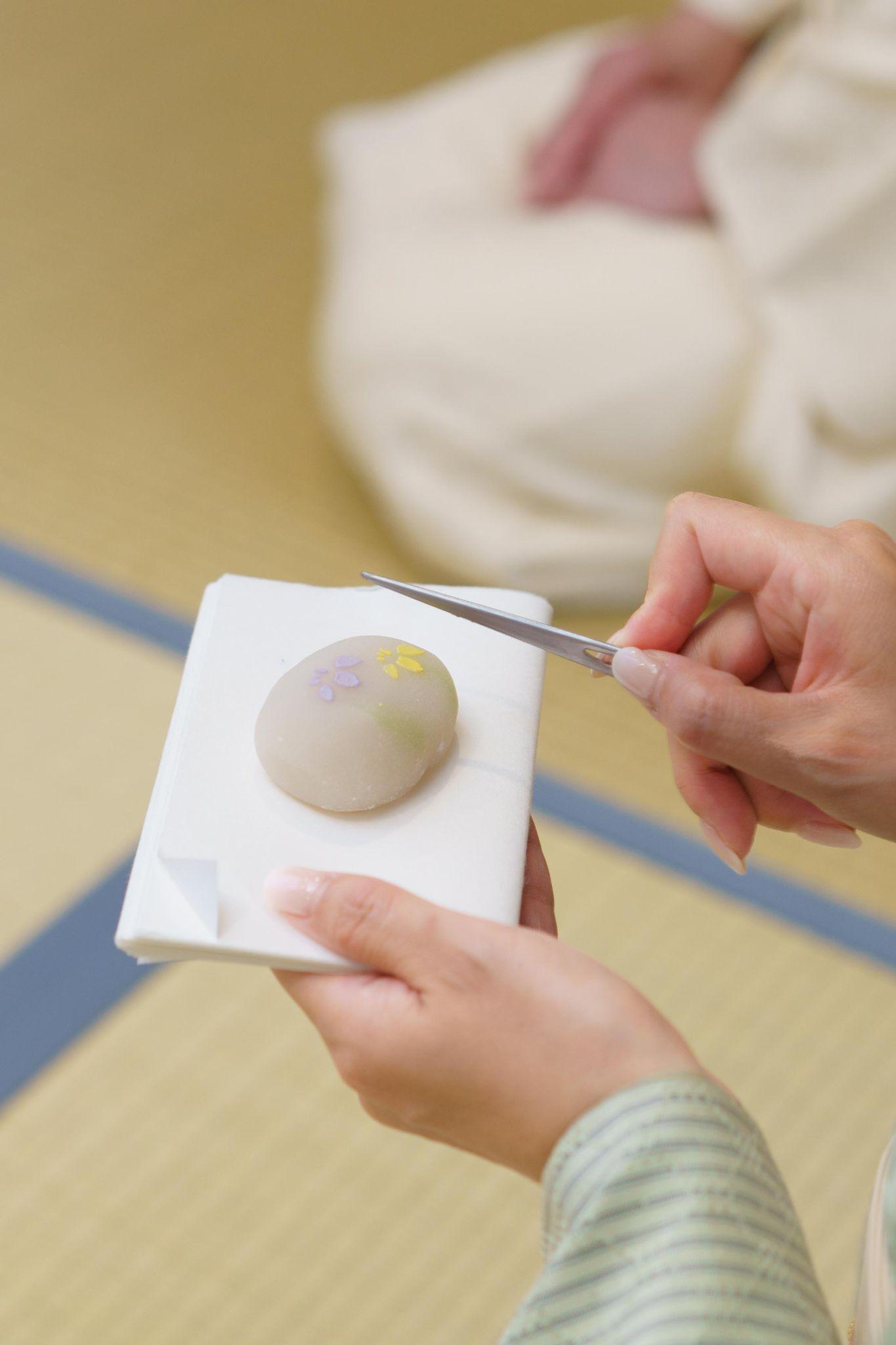 季節に合わせた主菓子