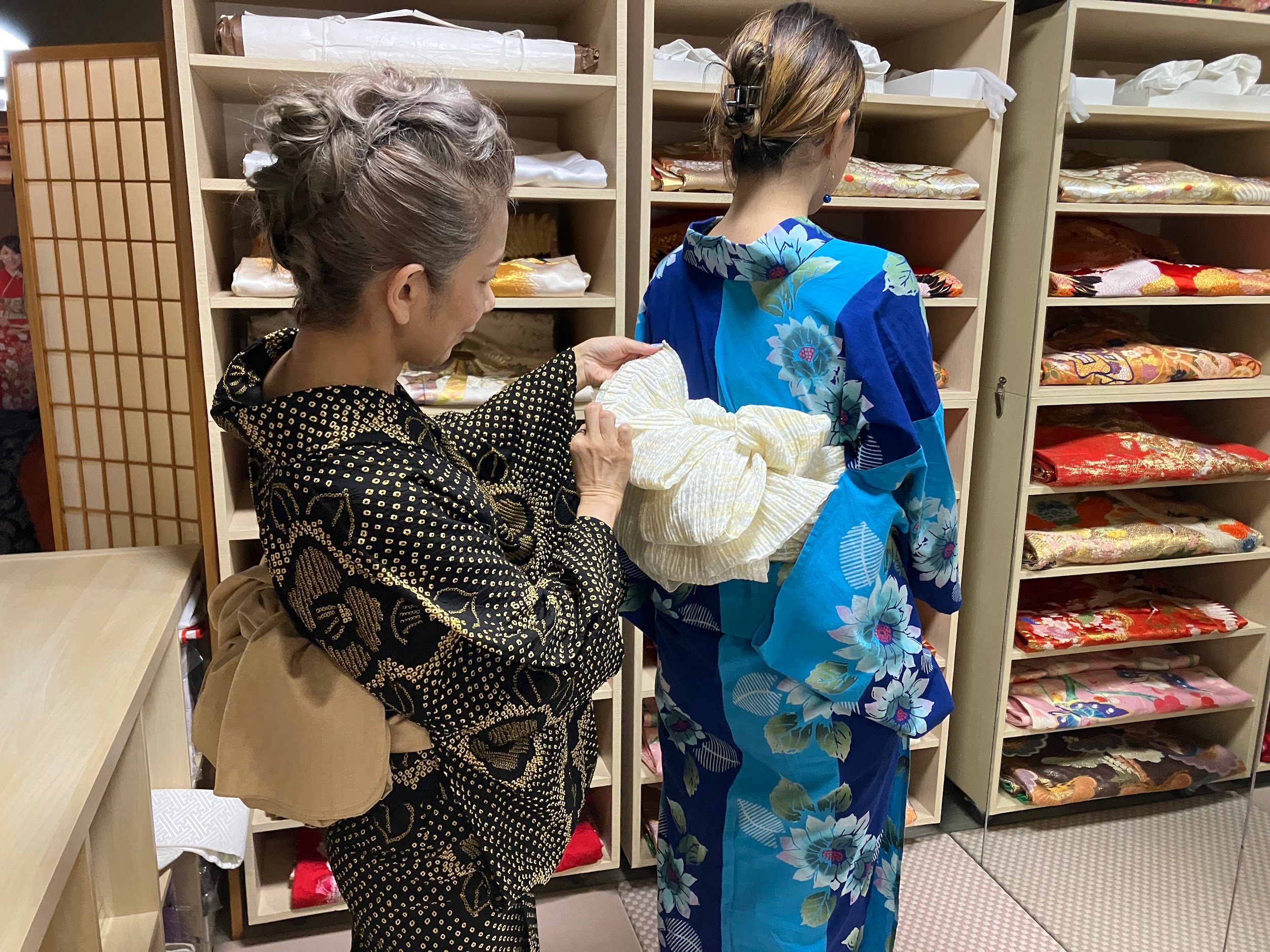 着付け中