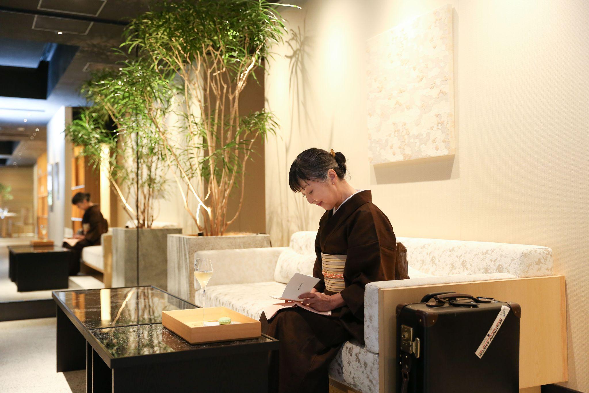 『HOSOO LOUNGE』のスイーツで、ラグジュアリーなひとときを 「京都できもの、きもので京都」vol.5