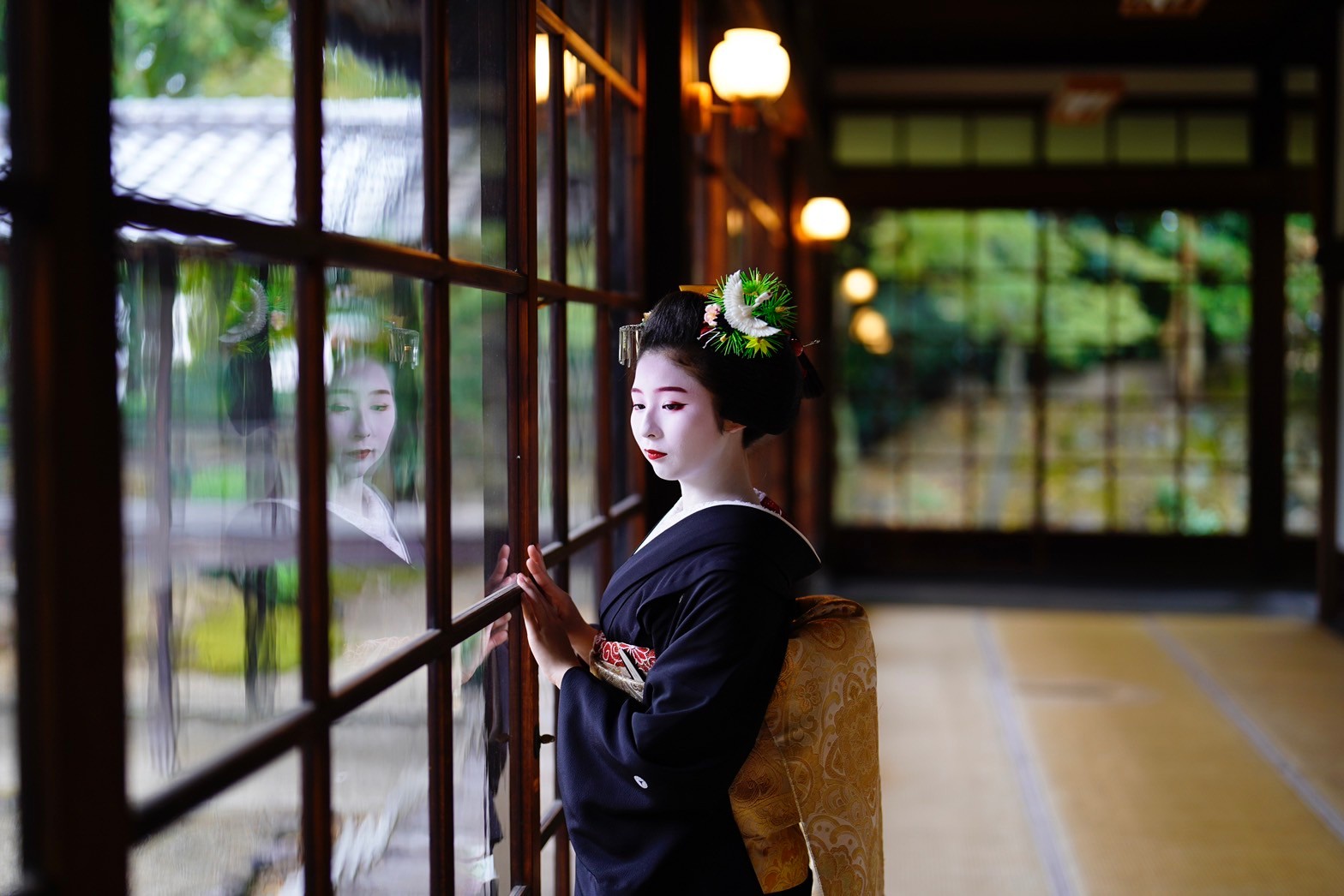 衿替えを経て念願の芸妓へ 祇園甲部・美羽子さん「令和の芸舞妓図鑑」vol.4