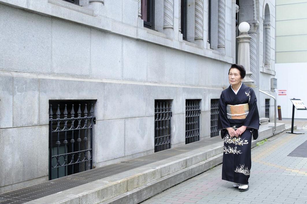 銀座を歩く