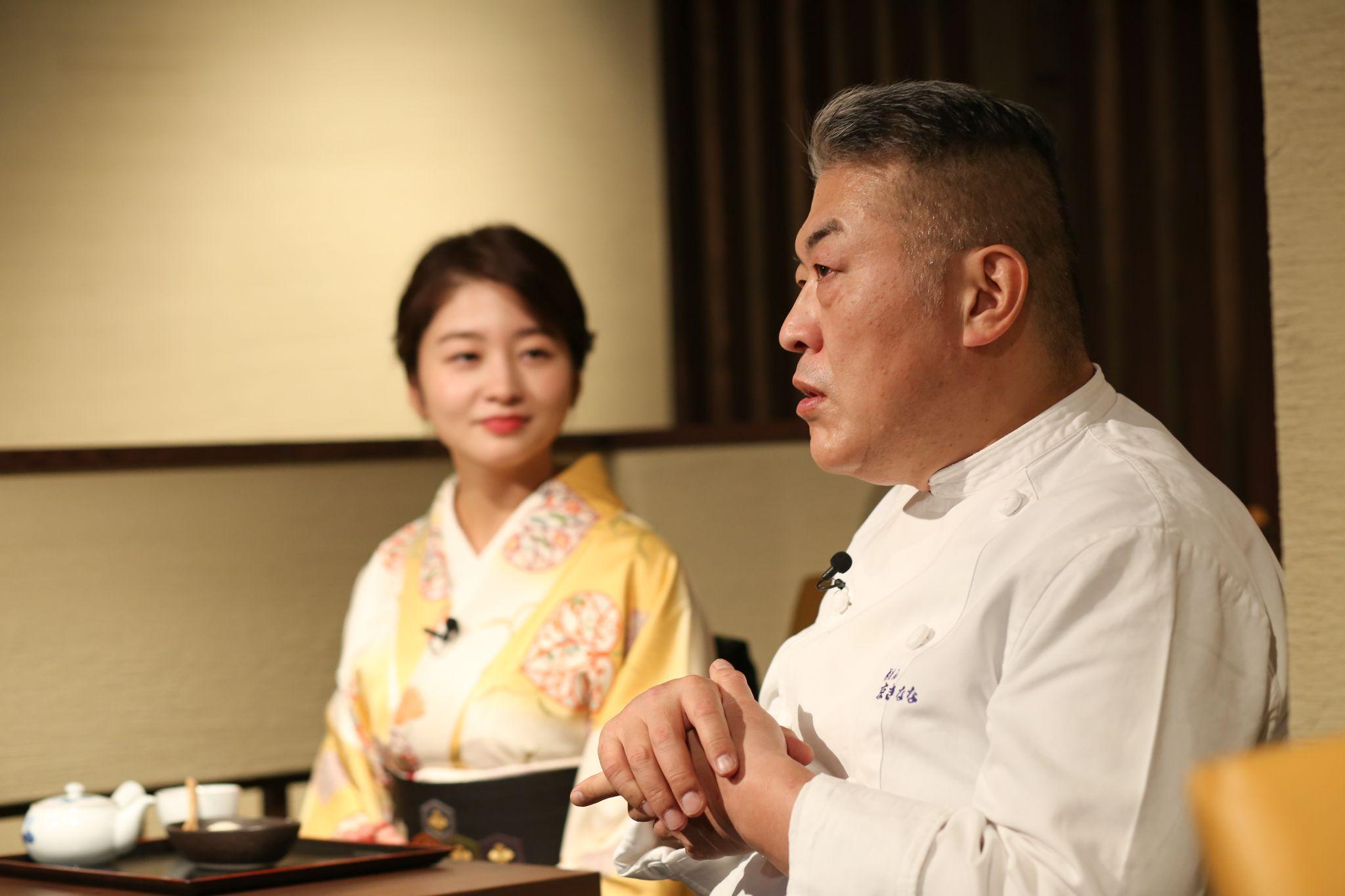 高知県津野町から茶葉を取り寄せている大本さん