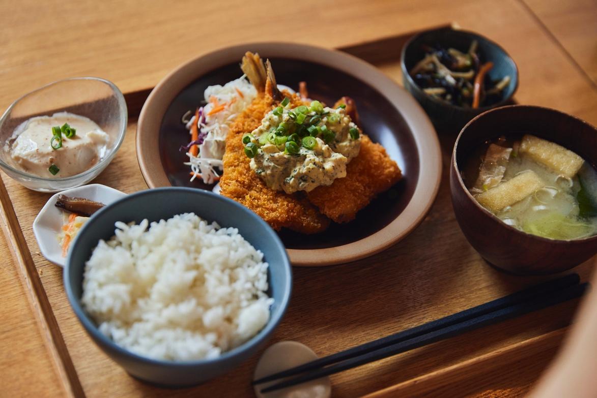 アジフライの定食