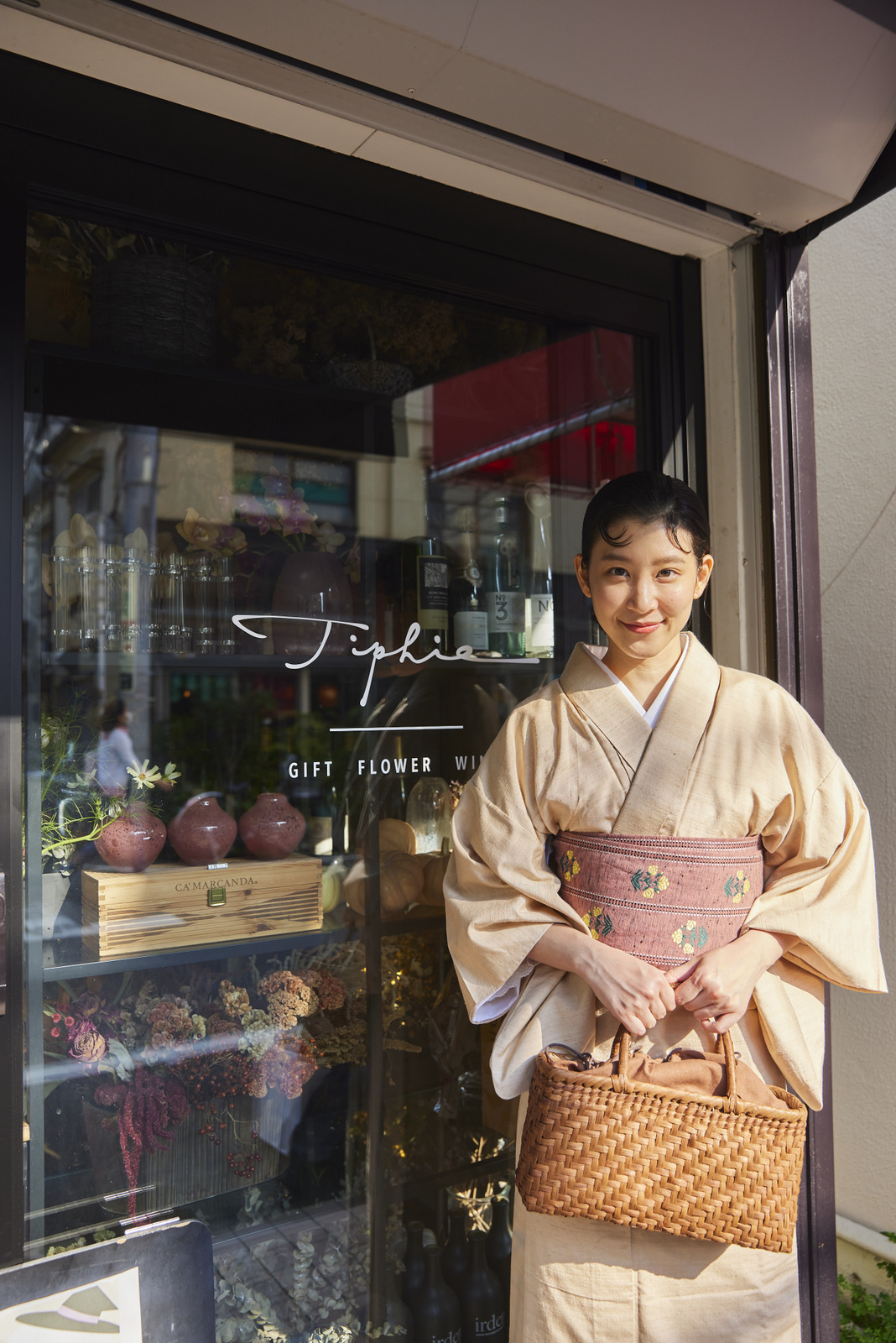 お花とワインのお店