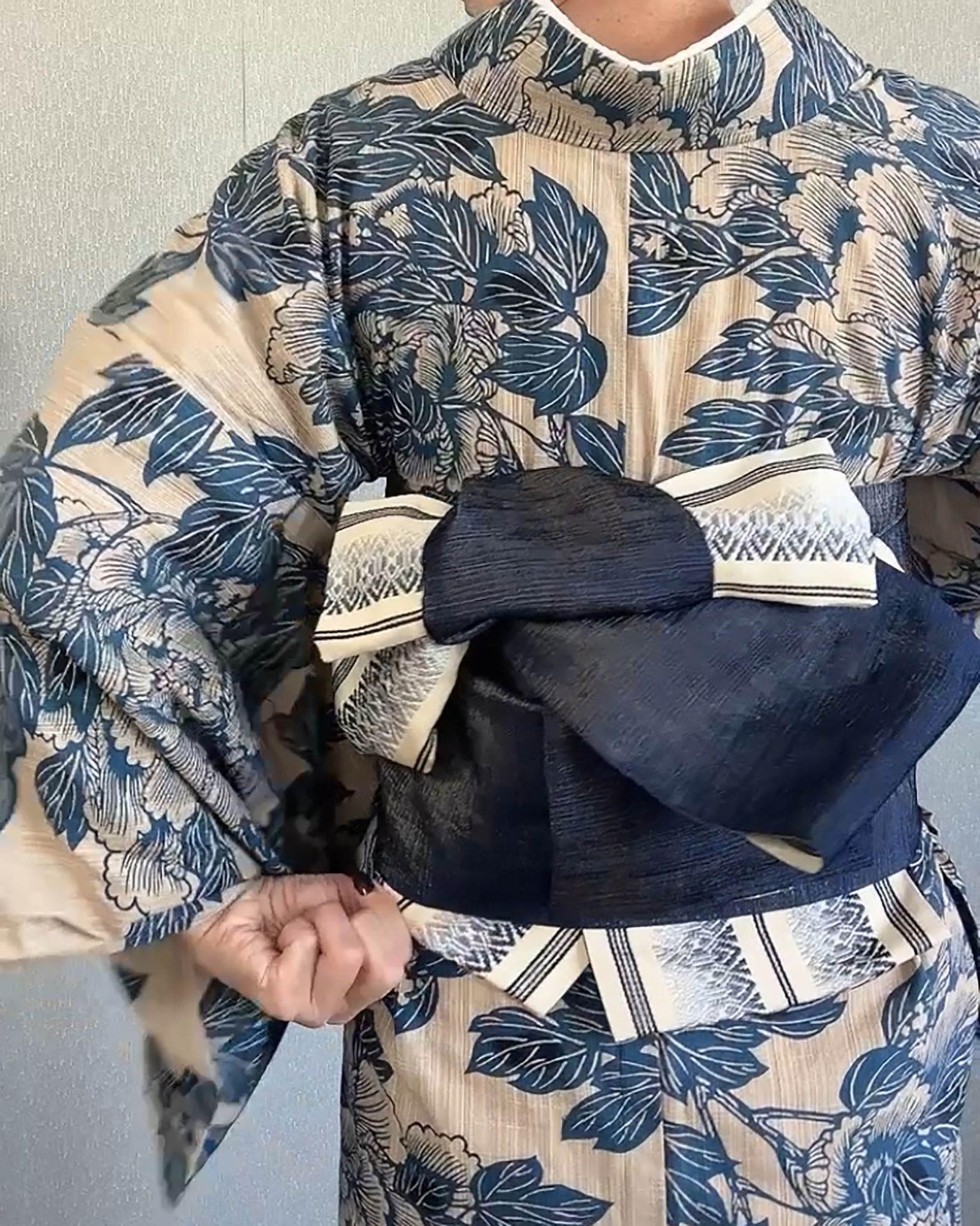 How to tie men's kimono or yukata obi for beginners