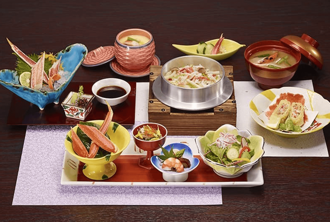 じゅんさんぽ〜着物で季節のカニ料理〜