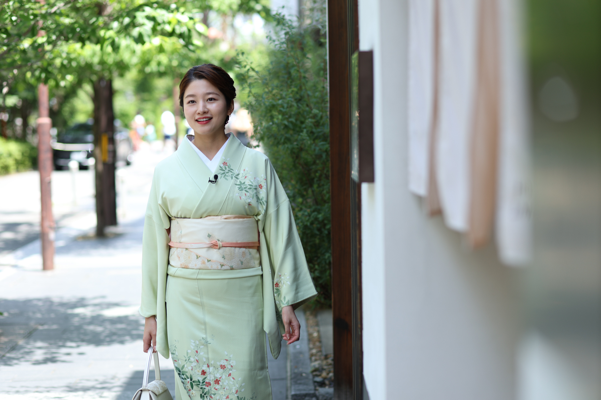 ホテルからお出かけする紗月さん