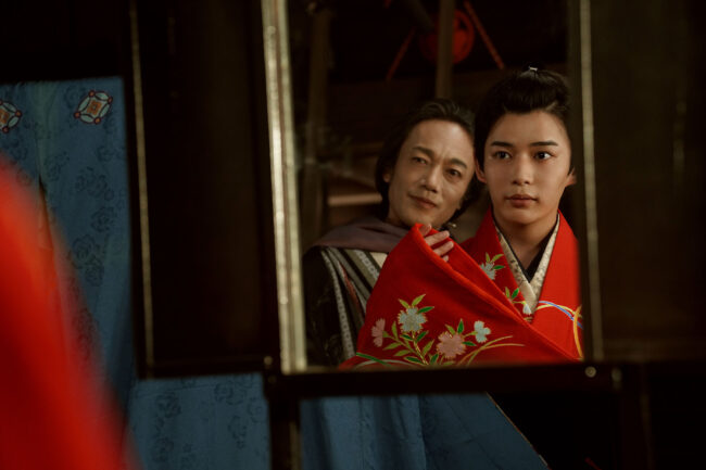 物語を象徴する振袖に籠めた想い『木挽町のあだ討ち』 「きもの de シネマ」vol.74