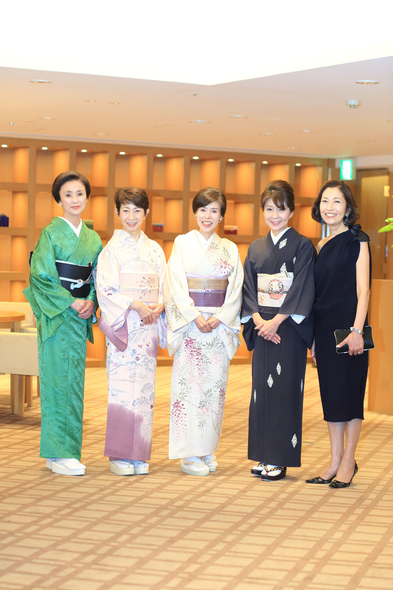 京都滞在を楽しんだ大人女子メンバーの皆さん。