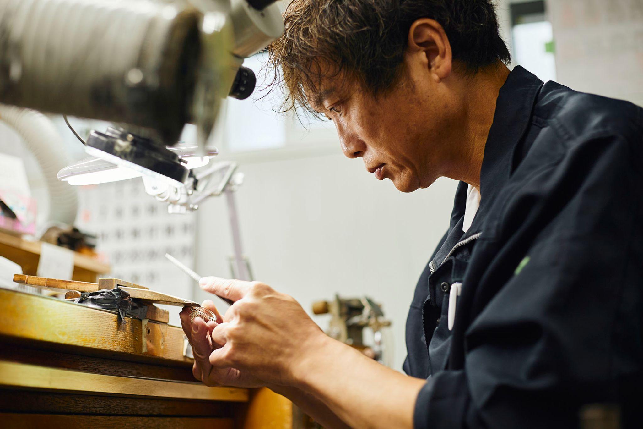 アトリエ室マネージャーの岩崎裕司さん