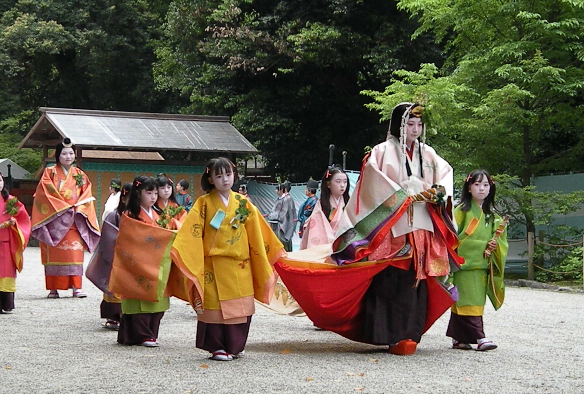 斎王代と童女