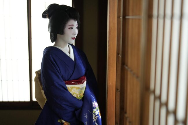 着物も誂えるほどのマイブームは『平家物語』　祇園甲部・豆結さん 「令和の芸舞妓図鑑」vol.25