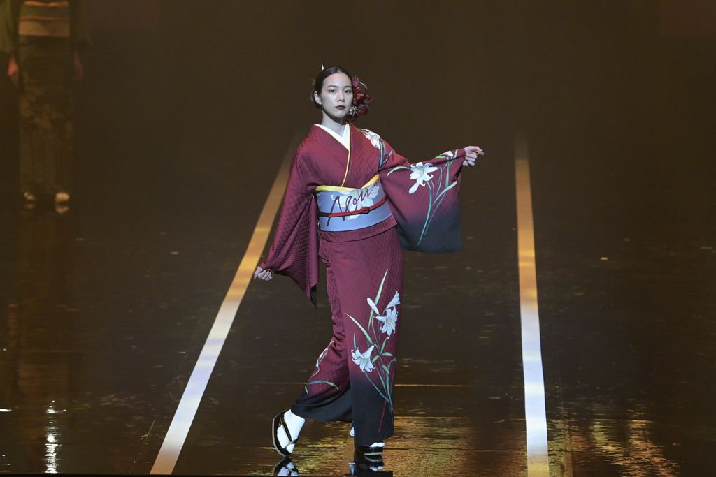 のんさん着用