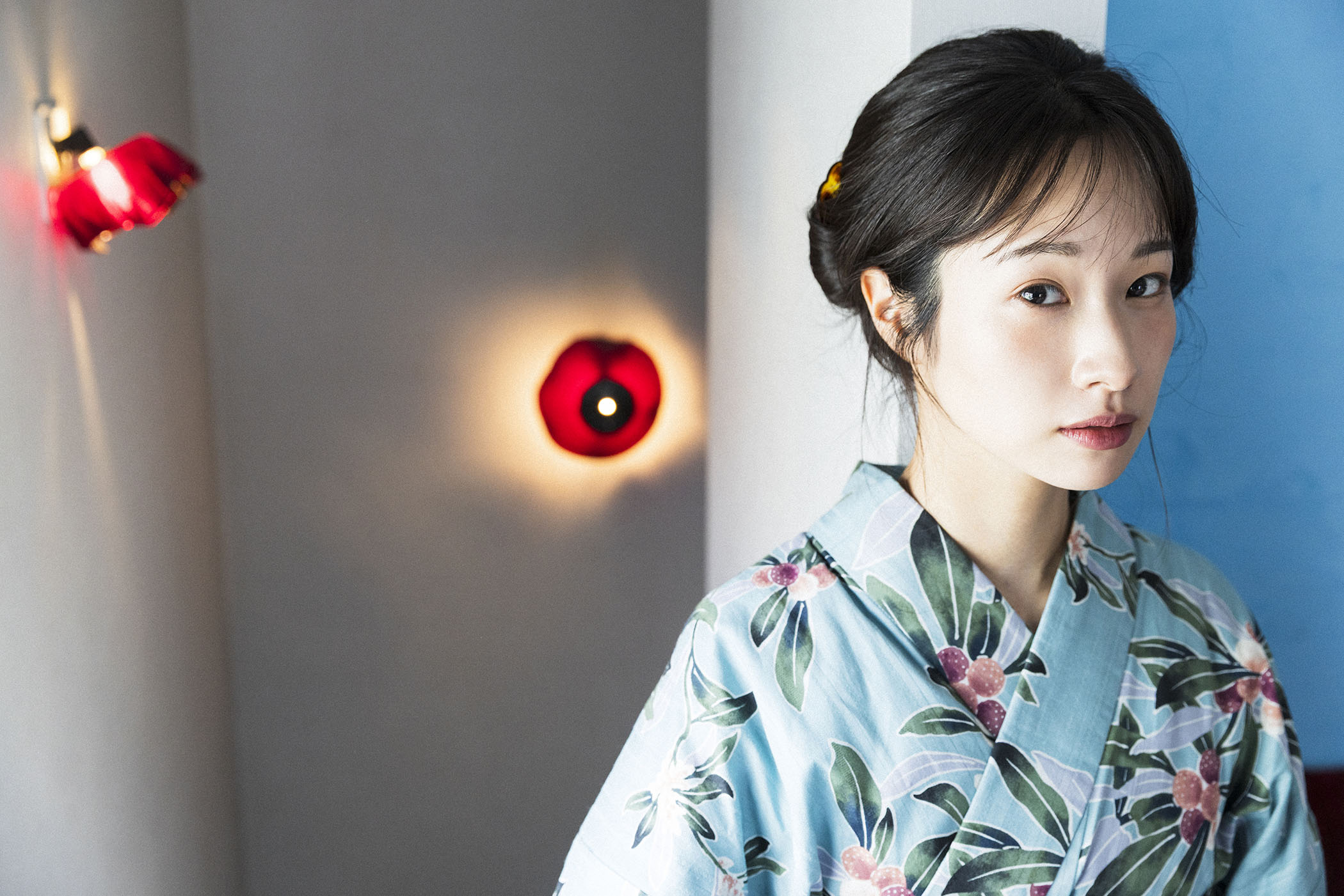 藤間爽子がまとう、日常を彩る浴衣65