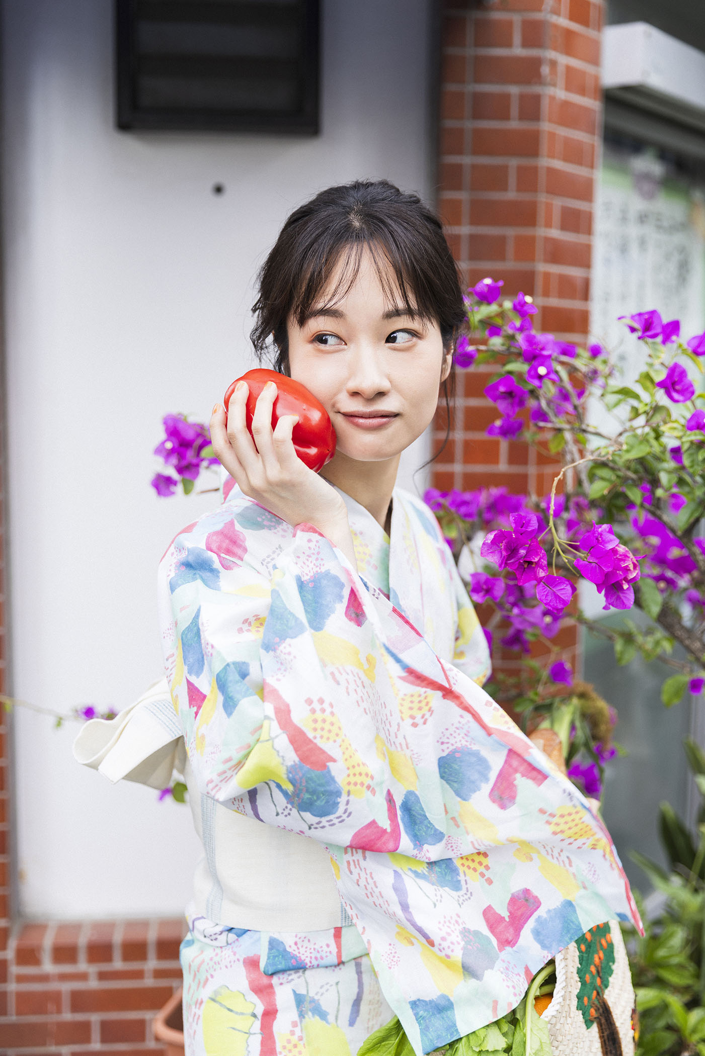 藤間爽子がまとう、日常を彩る浴衣94