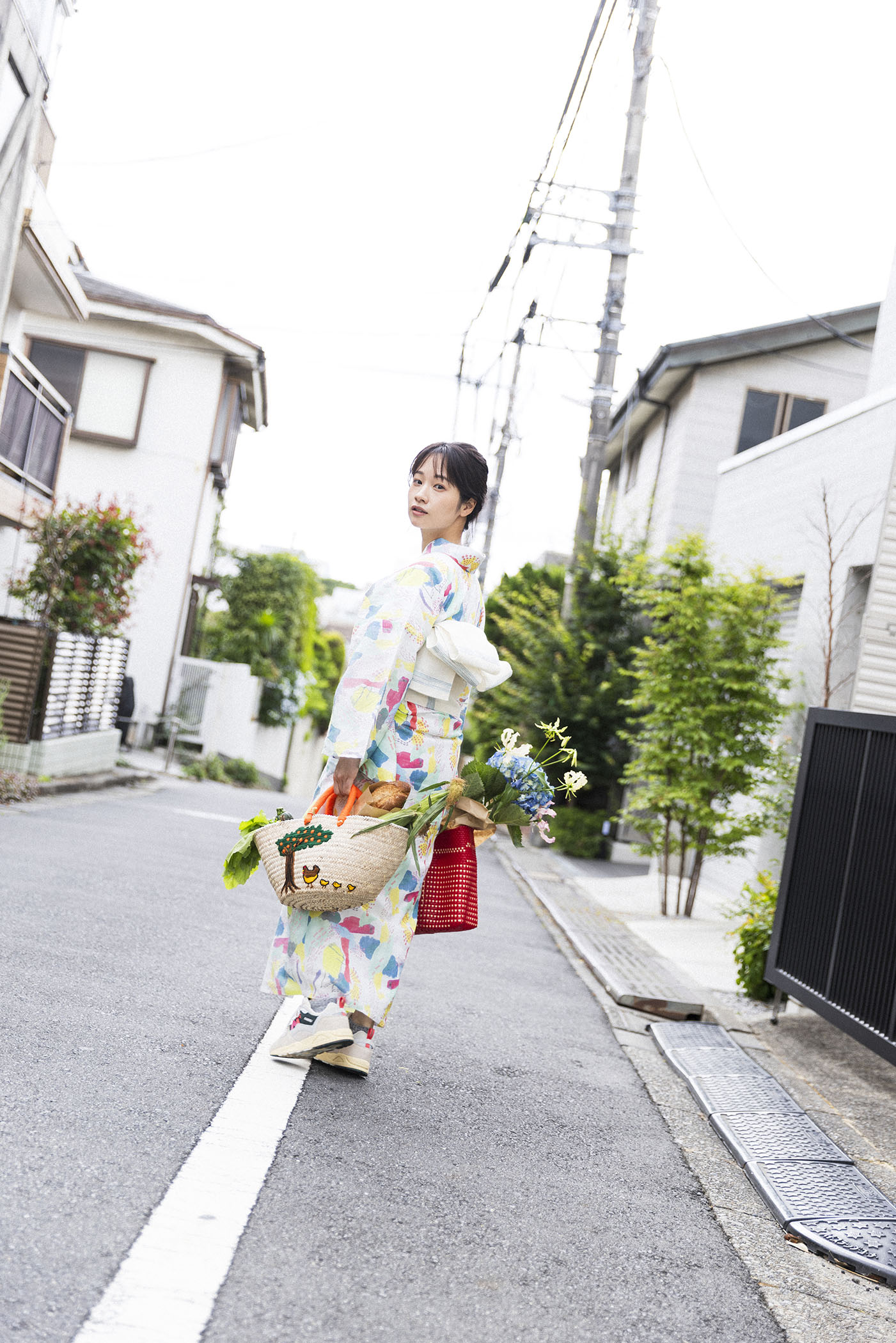 藤間爽子がまとう、日常を彩る浴衣96